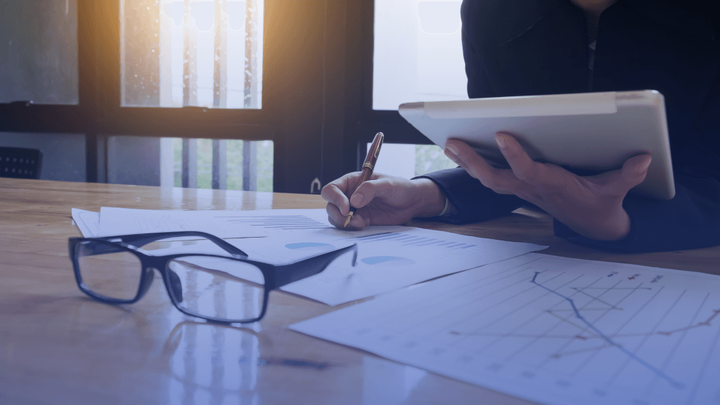 reviewing analytics for lift truck dealer software